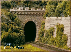 Портал туннельный 2 шт+4 стенки, однопутный, Auhagen, 11342